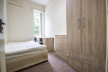 3 bed flat, Claremont Road, Spital Tongues, Newcastle, NE24AN - Image 2